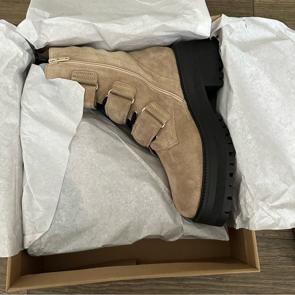 Emmett Lace Up Boot in Latte Suede - Picture 4 of 7